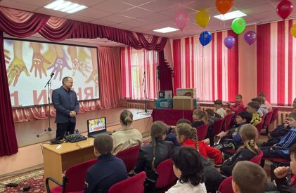 В Международный день защиты детей сотрудники завода «ФоксТанк» поздравили воспитанников школы-интерната г. Кстово.